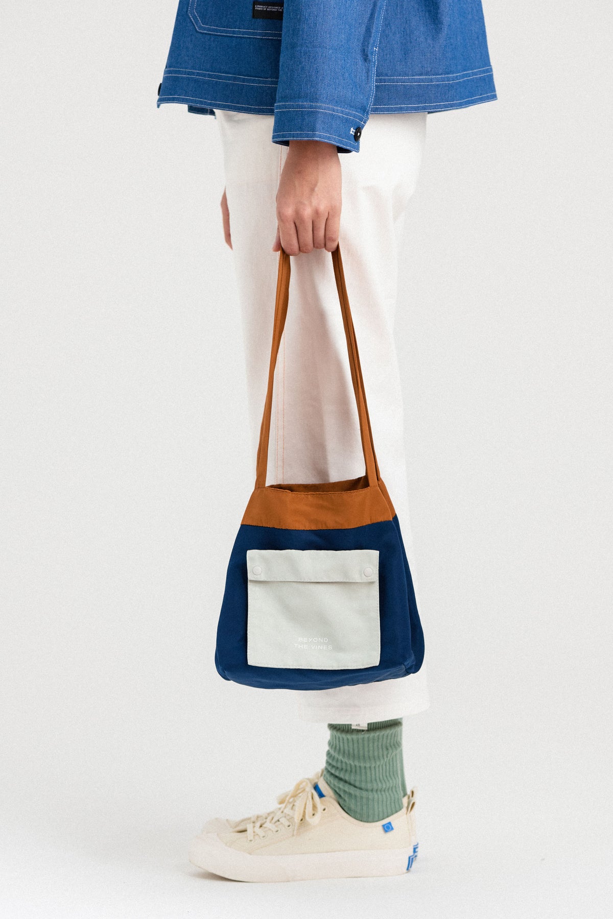 Navy/Brown